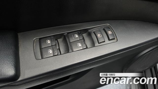 KG Mobility Actyon 2011 — photo 17