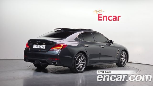 Genesis G70 2018 — photo 2