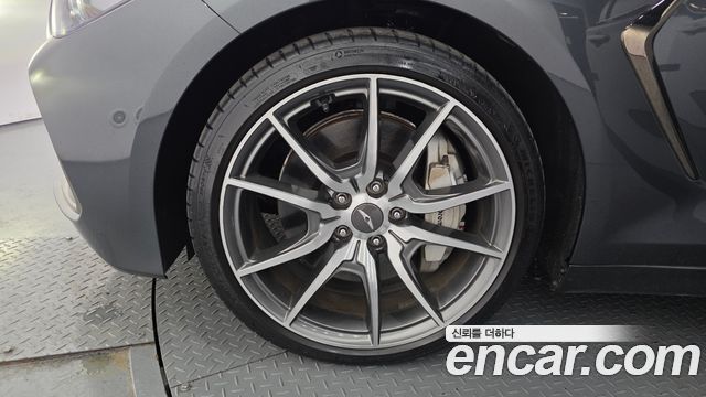 Genesis G70 2018 — photo 5