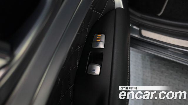 Genesis G70 2018 — photo 19