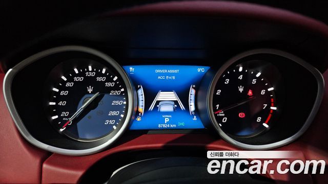 Maserati Ghibli 2019 — photo 8