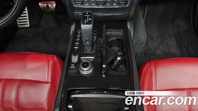 Maserati Ghibli 2019 — photo 9