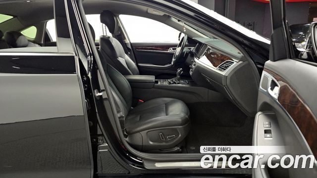 Hyundai Genesis 2016 — photo 11