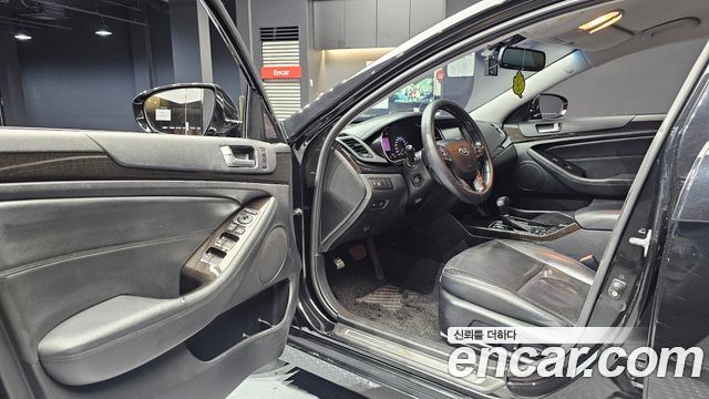 Kia K7 2013 — photo 11
