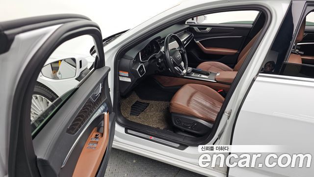 Audi A6 2021 — photo 10