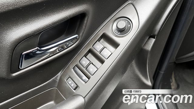 Chevrolet Korea Trax 2017 — photo 19