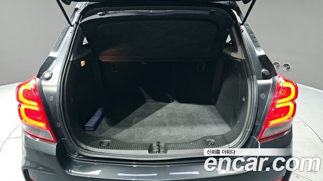 Chevrolet Korea Trax 2017 — photo 20