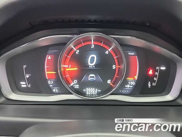Volvo XC70 2015 — photo 6