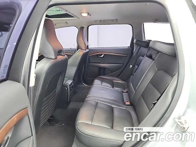 Volvo XC70 2015 — photo 12