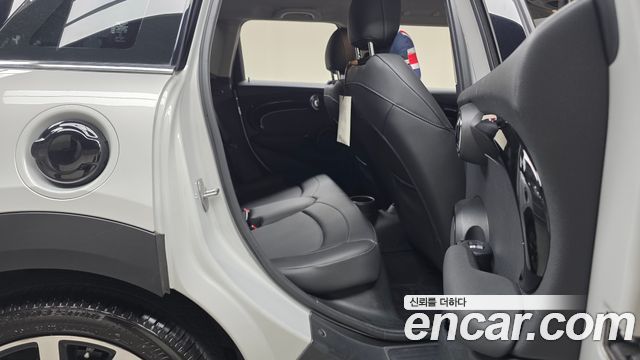 Mini Cooper 2022 — photo 12