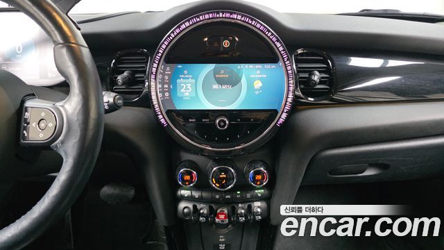 Mini Cooper 2022 — photo 14