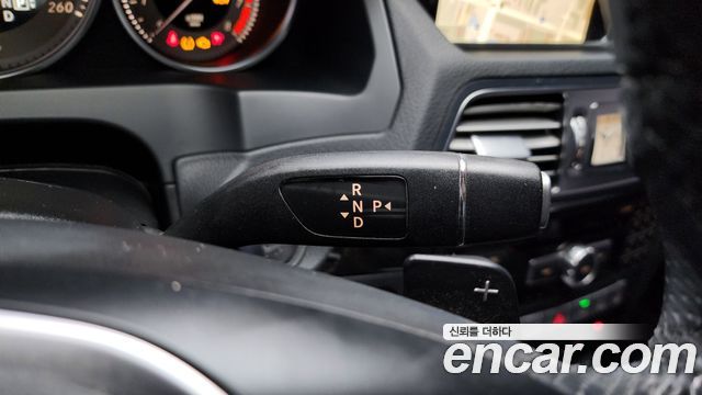 Mercedes-Benz E-Class 2015 — photo 9