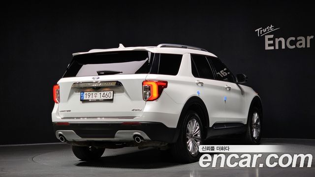 Ford Explorer 2021 — photo 2