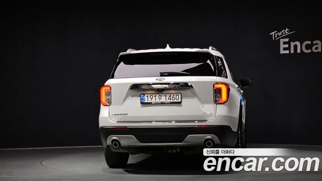 Ford Explorer 2021 — photo 4