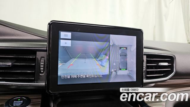 Ford Explorer 2021 — photo 15