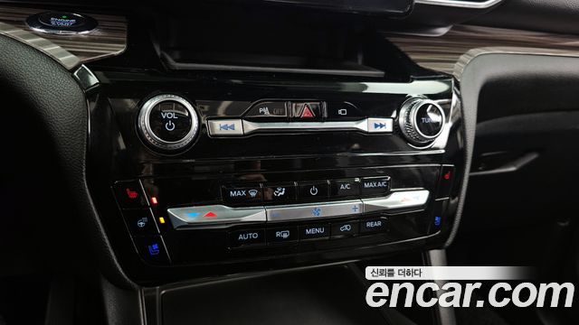 Ford Explorer 2021 — photo 17