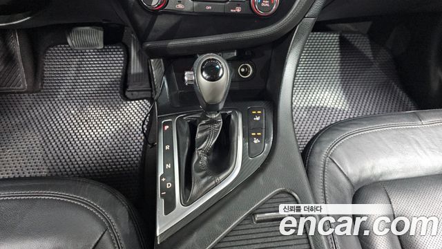 Kia K5 2013 — photo 9