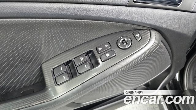 Kia K5 2013 — photo 17