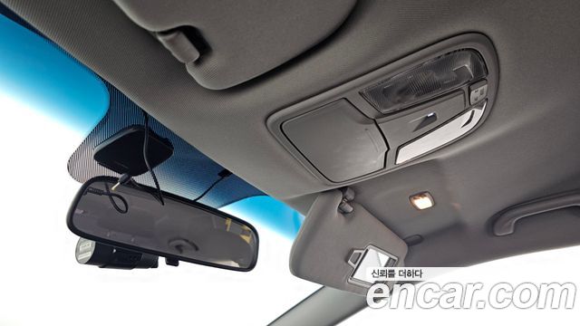 Kia K5 2013 — photo 18