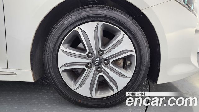 Kia K5 2016 — photo 5