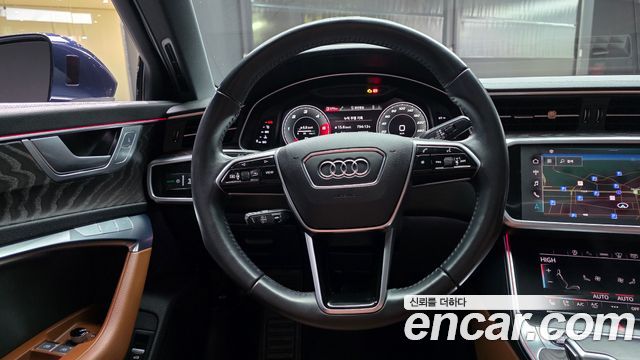 Audi A6 2021 — photo 13