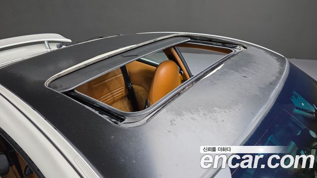 Porsche 911 2003 — photo 11