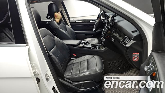 Mercedes-Benz GLE-Class 2016 — photo 10