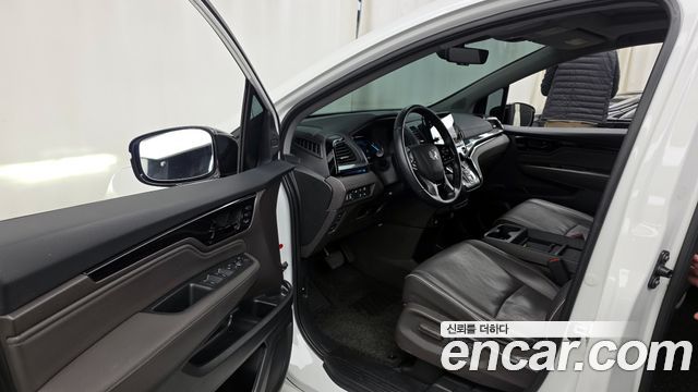 Honda Odyssey 2021 — photo 10