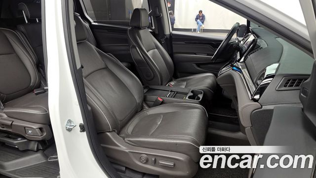 Honda Odyssey 2021 — photo 11