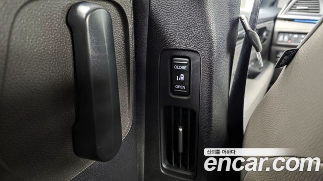 Honda Odyssey 2021 — photo 17