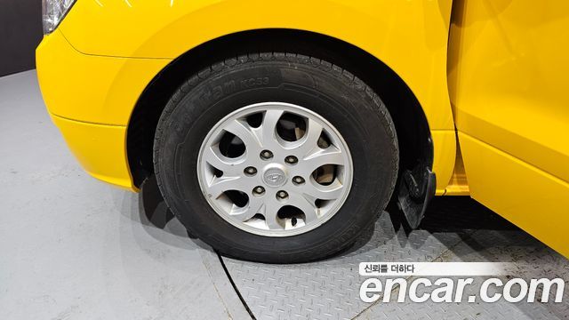 Hyundai Starex 2015 — photo 5