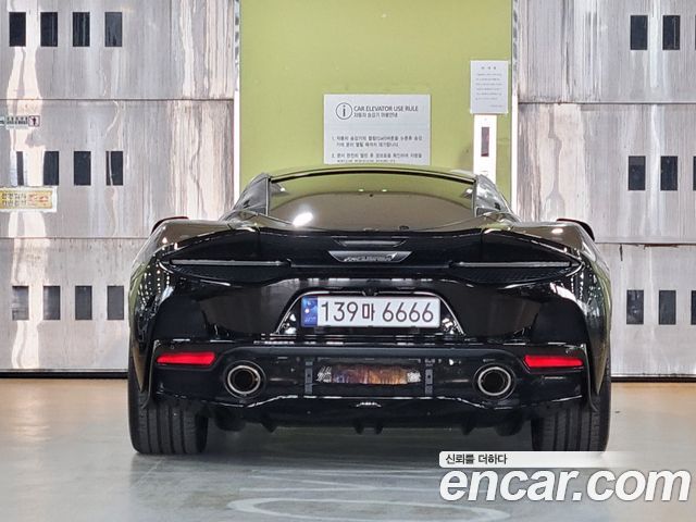 Mclaren GT 2022 — photo 4