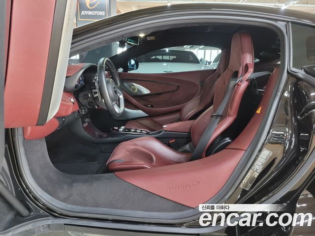Mclaren GT 2022 — photo 10