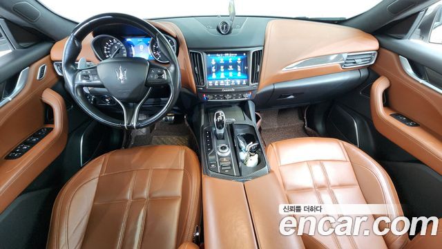 Maserati Levante 2018 — photo 7
