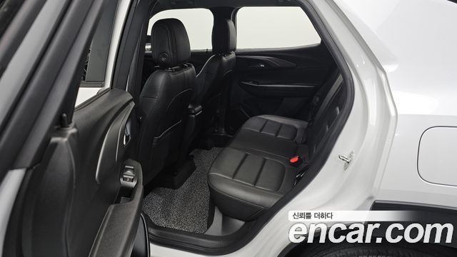 Chevrolet Korea Trailblazer 2021 — photo 11