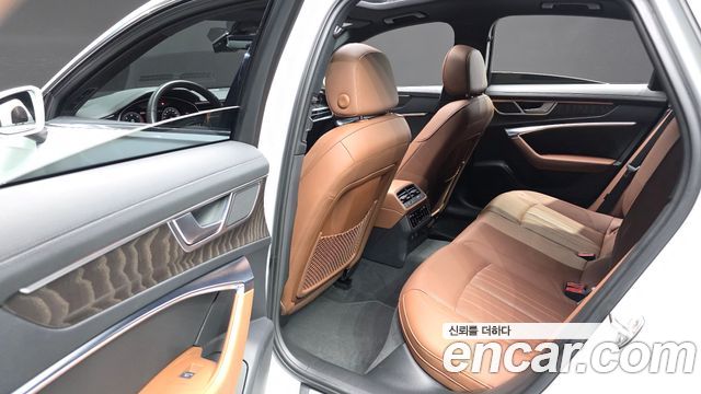 Audi A6 2023 — photo 12