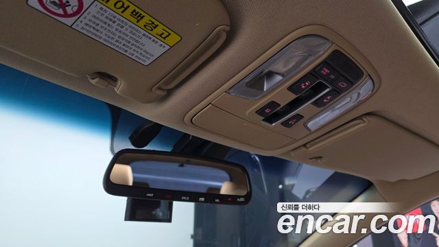 Kia Canival 2019 — photo 17