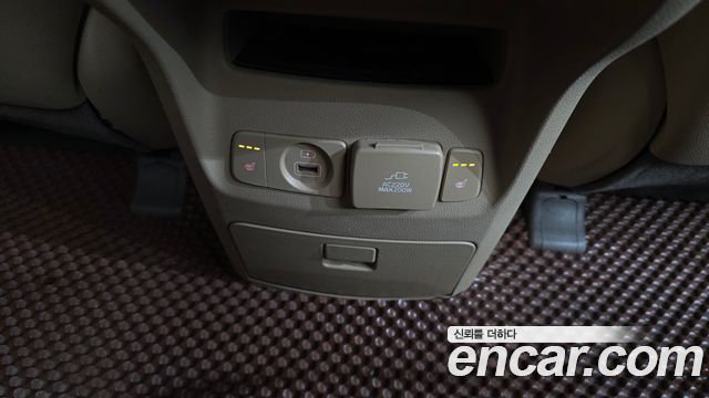 Kia Canival 2019 — photo 18