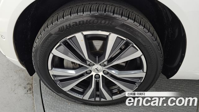 Volvo XC60 2022 — photo 5