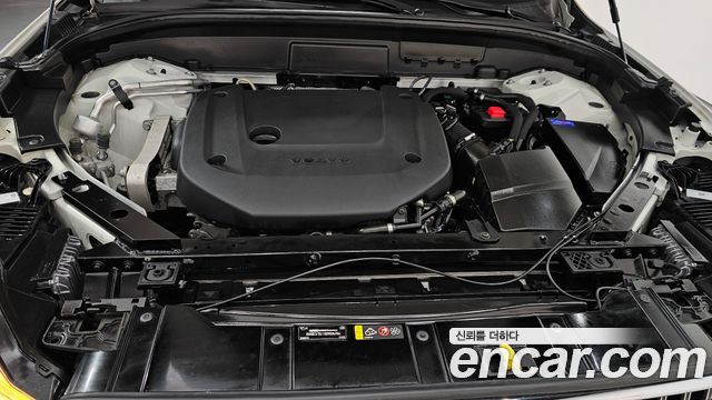 Volvo XC60 2022 — photo 6