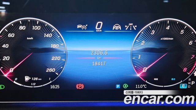 Mercedes-Benz GLE-Class 2025 — photo 5