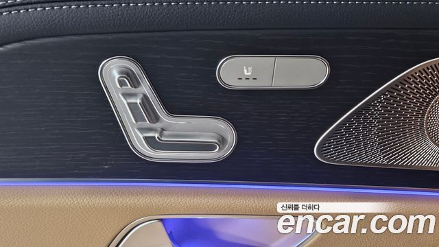 Mercedes-Benz GLE-Class 2025 — photo 6