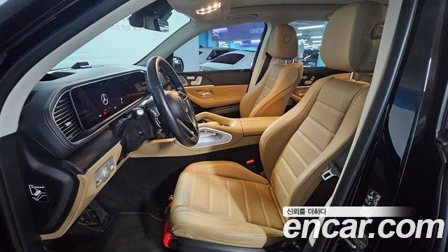 Mercedes-Benz GLE-Class 2025 — photo 11