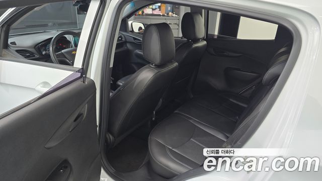 Chevrolet Korea Spark 2017 — photo 11