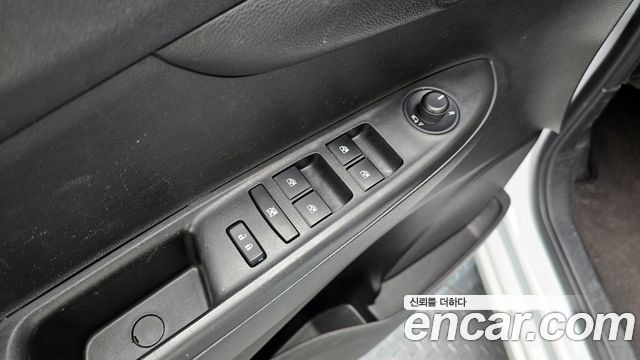 Chevrolet Korea Spark 2017 — photo 14