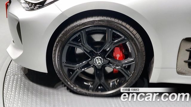 Kia Stinger 2018 — photo 5