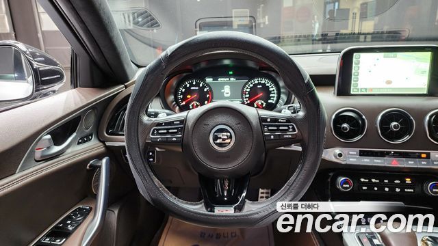 Kia Stinger 2018 — photo 14