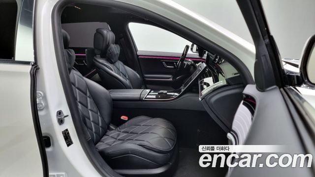 Mercedes-Benz S-Class 2022 — photo 10