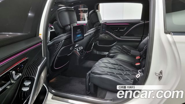 Mercedes-Benz S-Class 2022 — photo 12