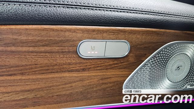 Mercedes-Benz GLE-Class 2021 — photo 18